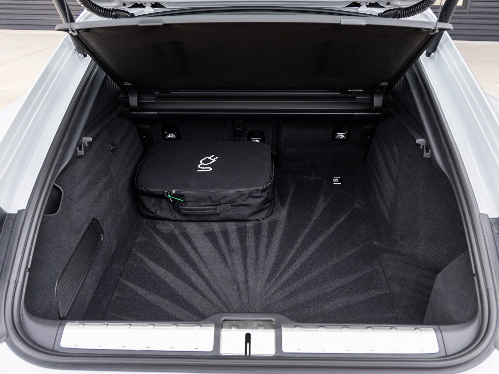 New 2026 Porsche Panamera 4 AWD/4WD image 41