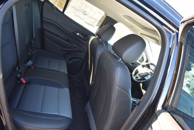 New 2026 Chevrolet Trax LT w/ Sunroof Package image 14