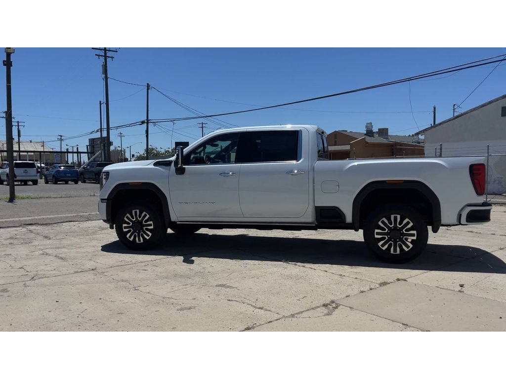 New 2026 GMC Sierra 2500 Denali Ultimate AWD/4WD image 8