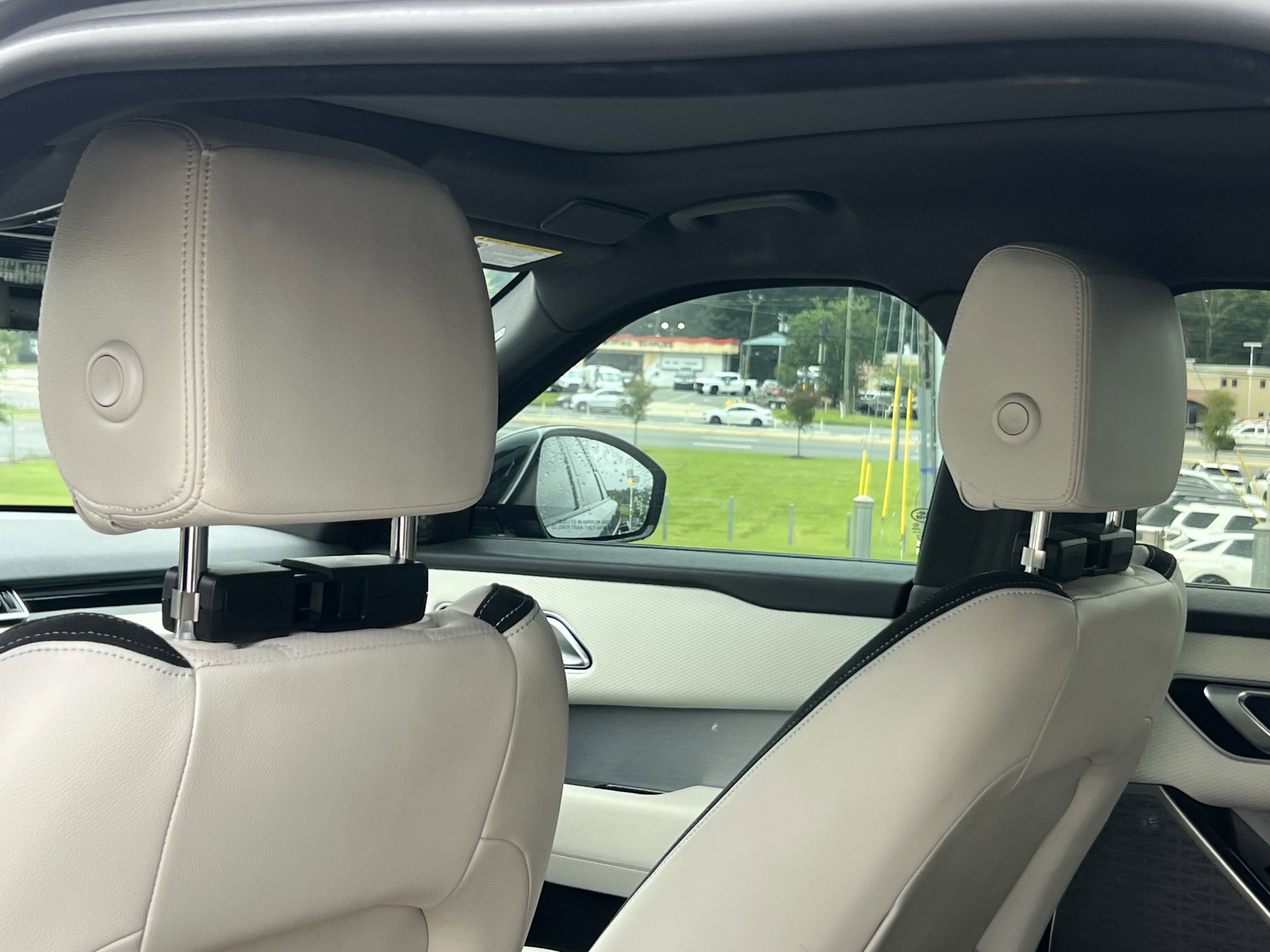 Certified 2023 Land Rover Range Rover Velar R-Dynamic S image 38