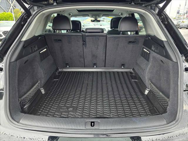 Used 2018 Audi Q5 2.0T Premium Plus w/ Premium Plus Package AWD/4WD image 14
