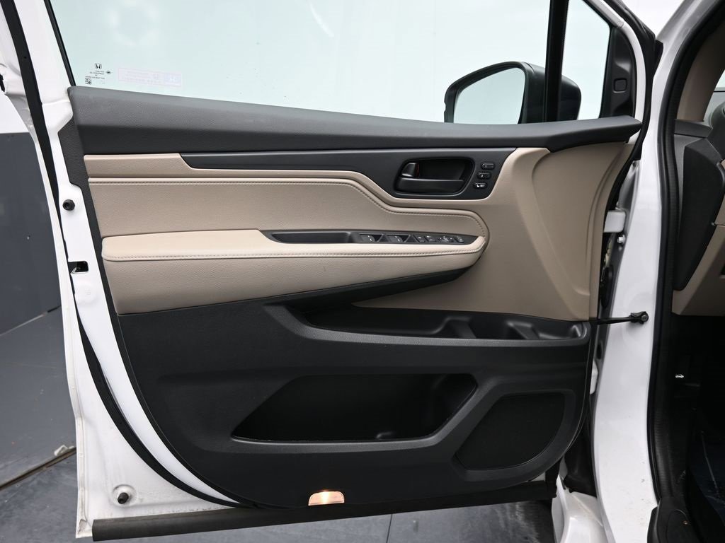 Used 2024 Honda Odyssey EX-L image 30