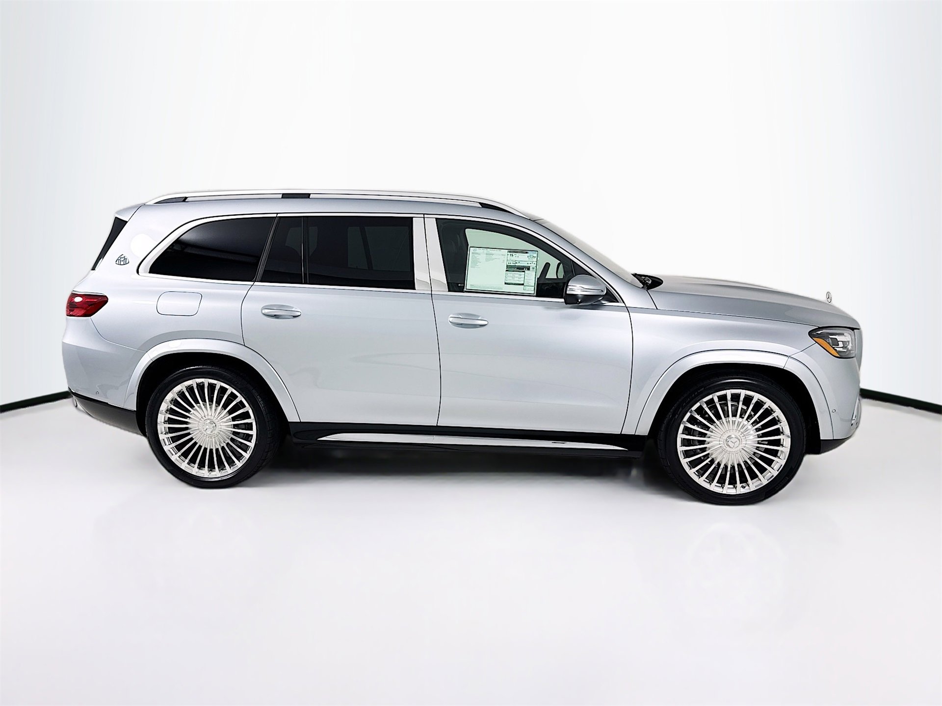 New 2026 Mercedes-Benz Maybach GLS 600 4MATIC image 9