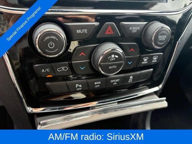 Used 2019 Jeep Grand Cherokee Trailhawk w/ Trailhawk Luxury Group AWD/4WD image 22