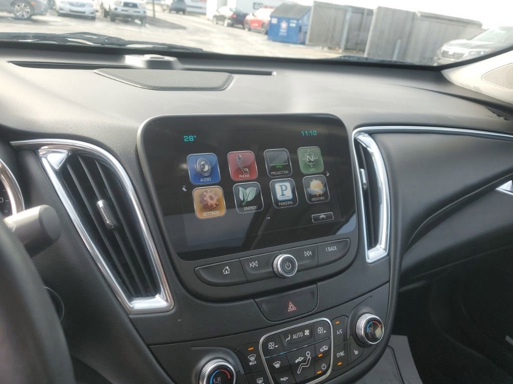 Used 2016 Chevrolet Malibu Hybrid w/ Leather Package image 20