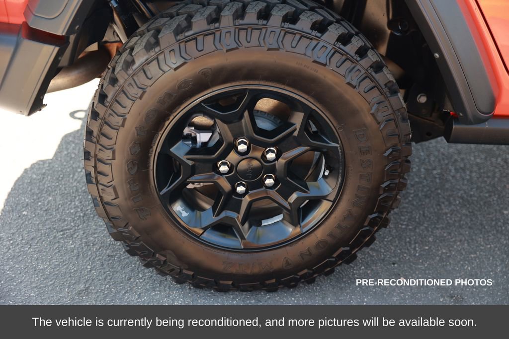 Used 2023 Jeep Wrangler Unlimited w/ 8.4" Radio Group image 9