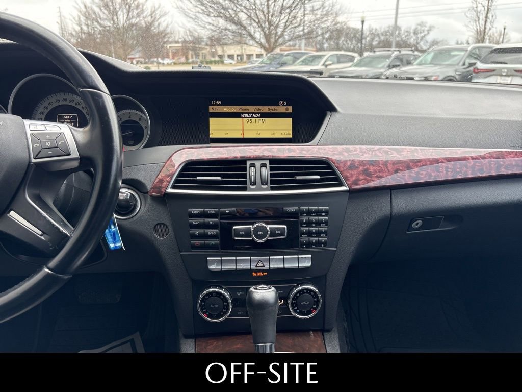 Used 2012 Mercedes-Benz C 250 Sedan image 22