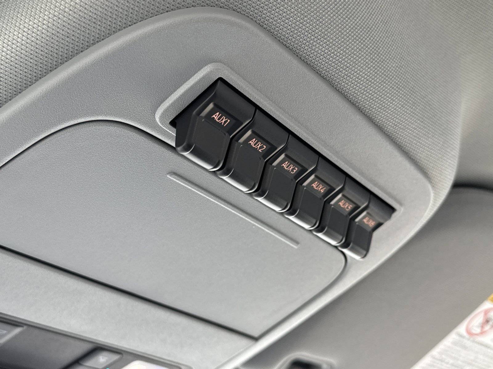 New 2026 Ford F550 2WD SuperCab Super Duty image 29