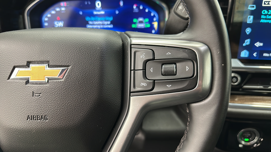 Used 2024 Chevrolet Silverado 1500 LT AWD/4WD image 20