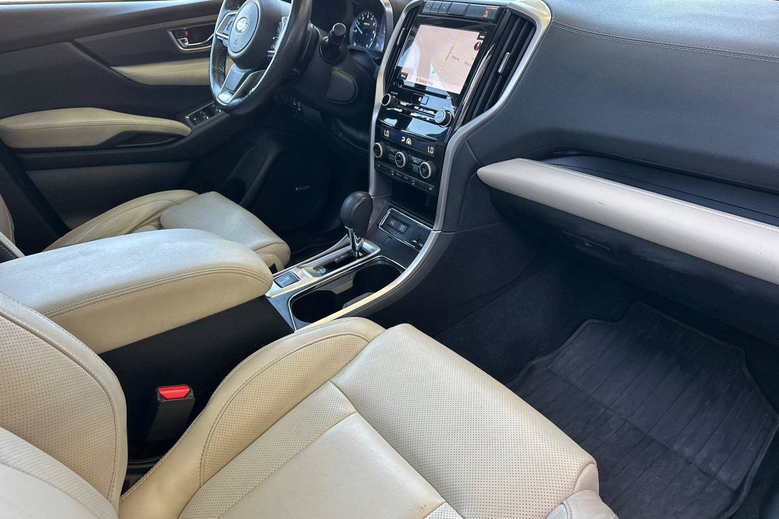 Used 2019 Subaru Ascent Limited AWD/4WD image 16