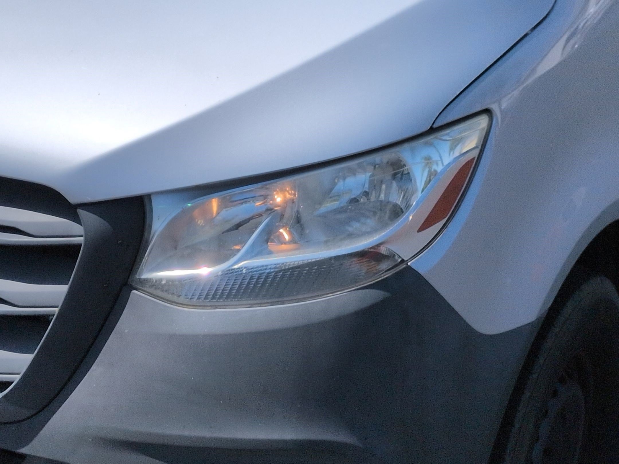 Used 2019 Mercedes-Benz Sprinter 2500 image 6