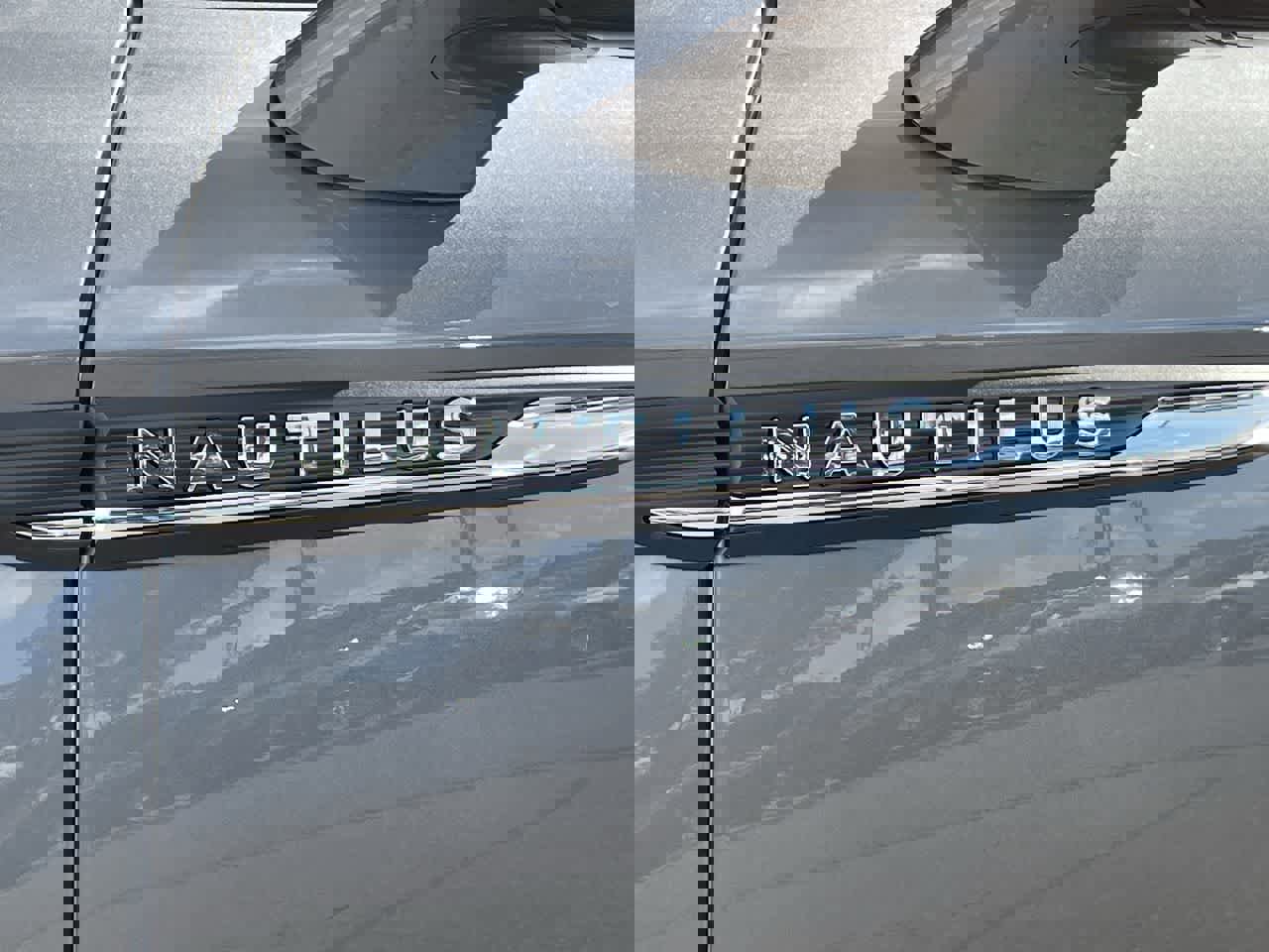 Used 2021 Lincoln Nautilus Reserve image 41