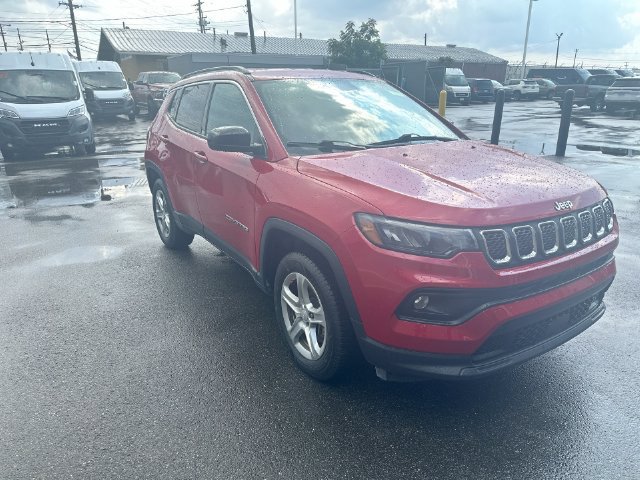 Certified 2023 Jeep Compass Latitude w/ Convenience Group AWD/4WD image 12