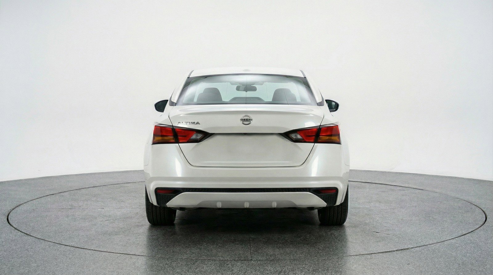 Used 2025 Nissan Altima 2.5 SV image 7