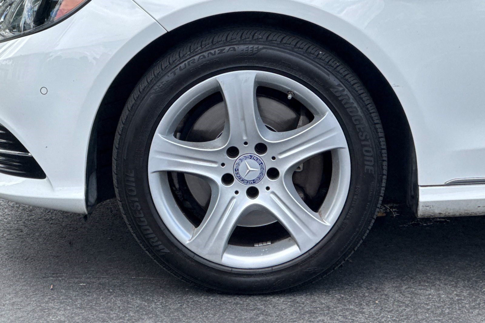Used 2014 Mercedes-Benz E 350 4MATIC Sedan image 38