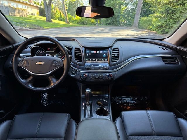 Used 2018 Chevrolet Impala LT FWD image 12