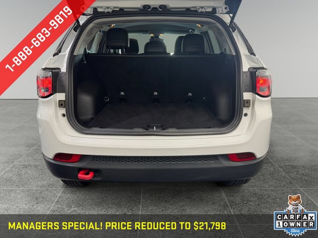 Used 2022 Jeep Compass Trailhawk AWD/4WD image 14