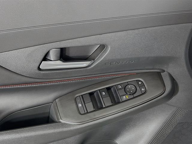 New 2026 Nissan Sentra SR FWD image 17