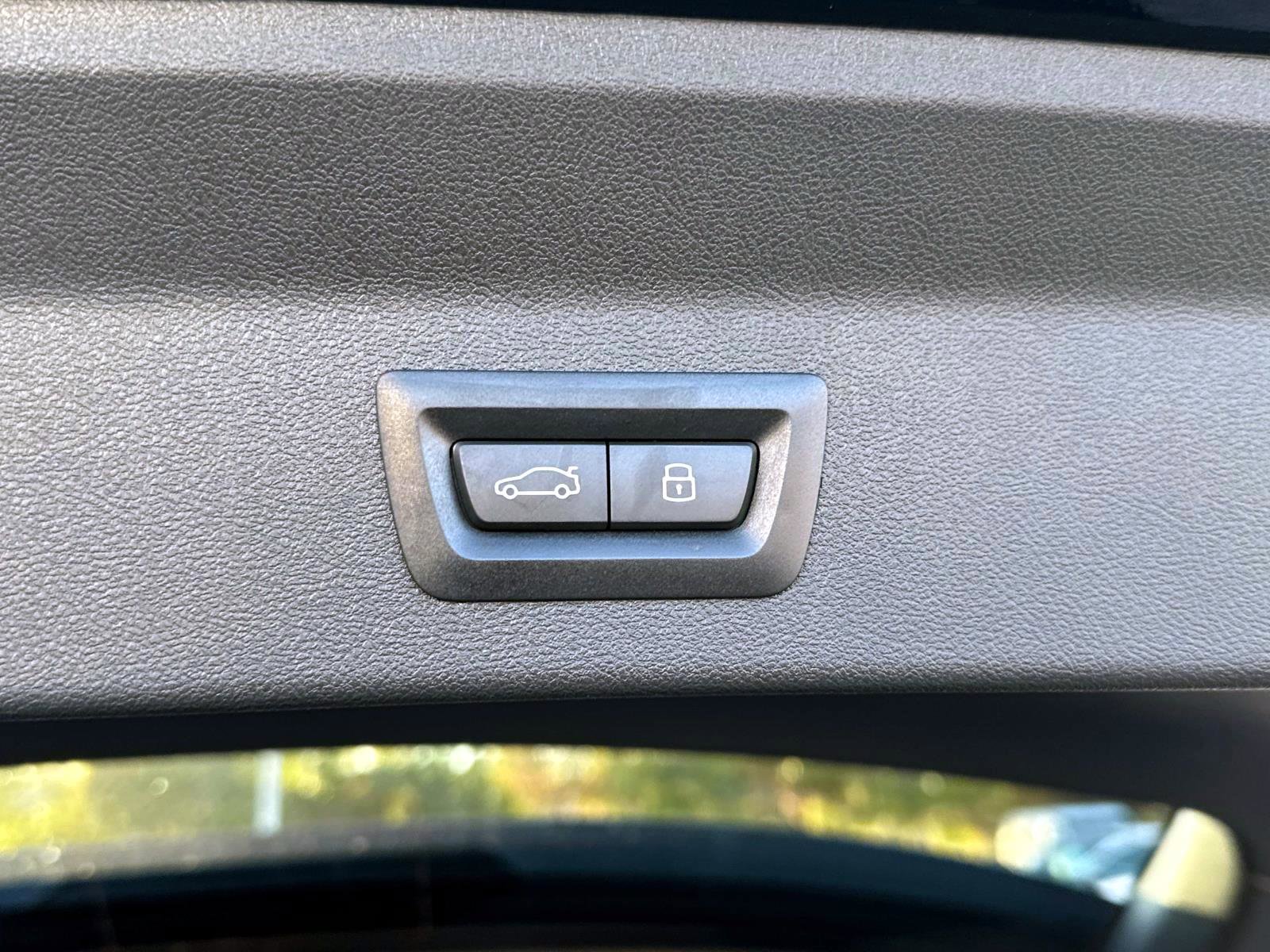 Used 2024 BMW X3 sDrive30i w/ Convenience Package image 12