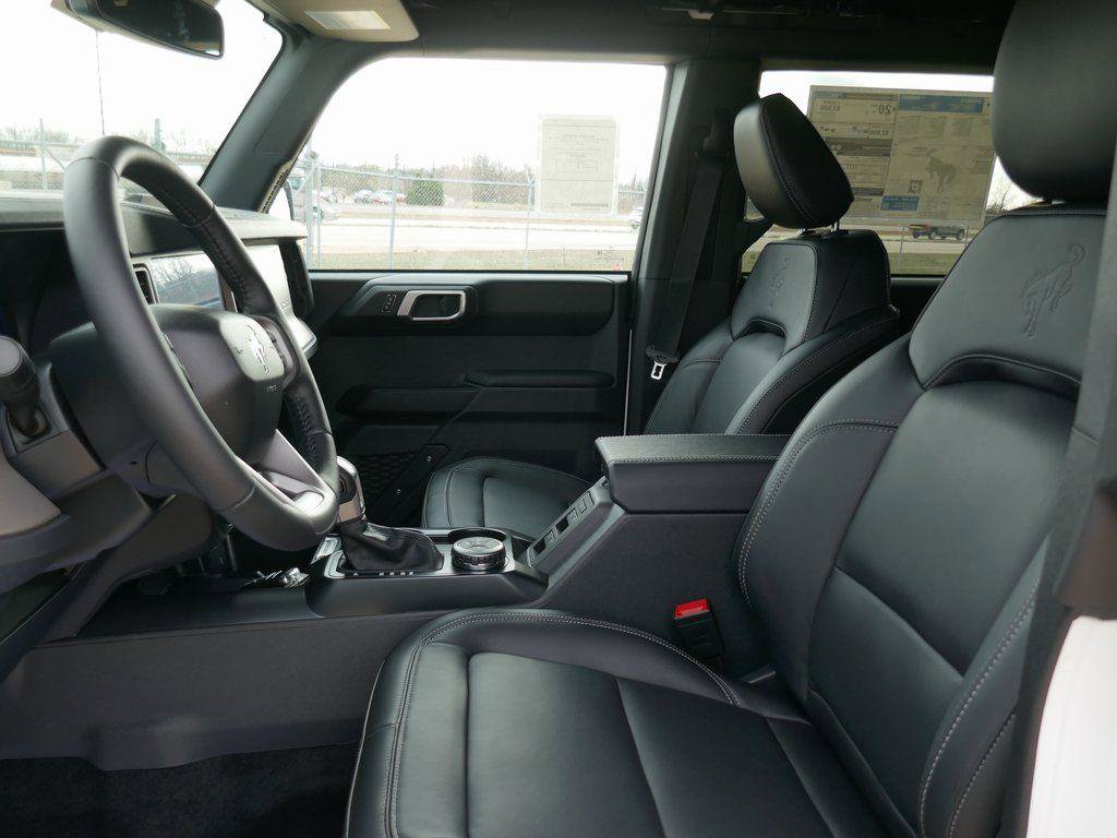 New 2025 Ford Bronco Outer Banks image 13