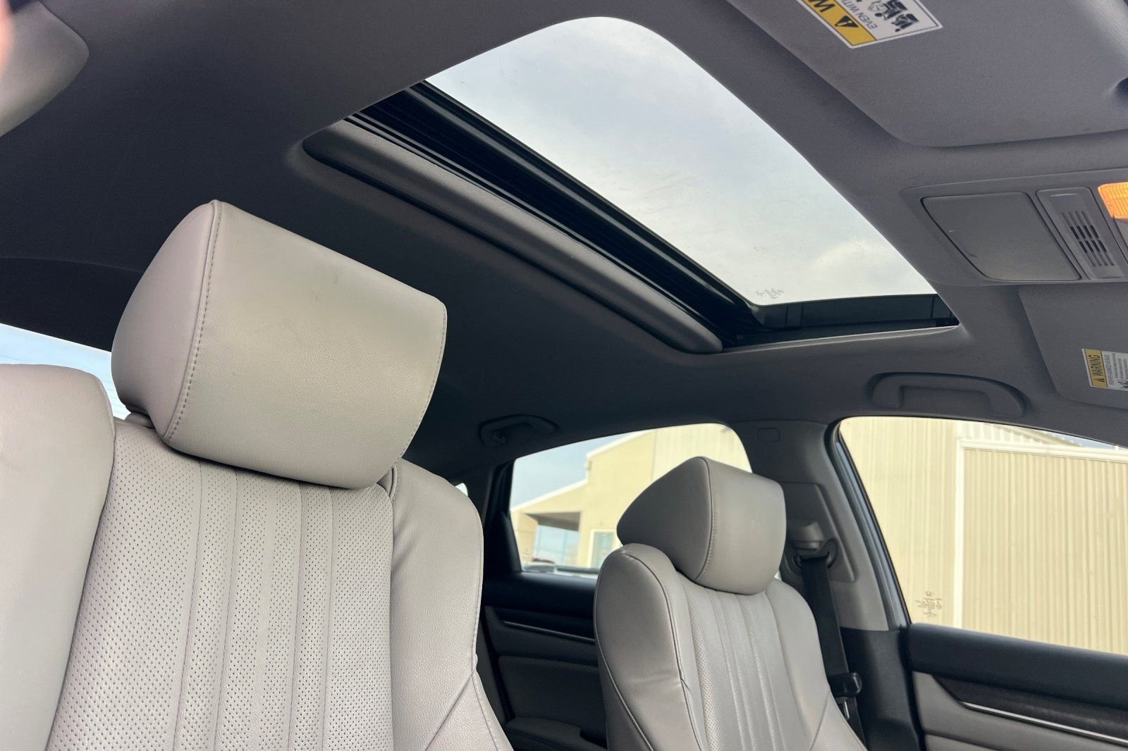 Used 2018 Honda Accord EX-L image 16