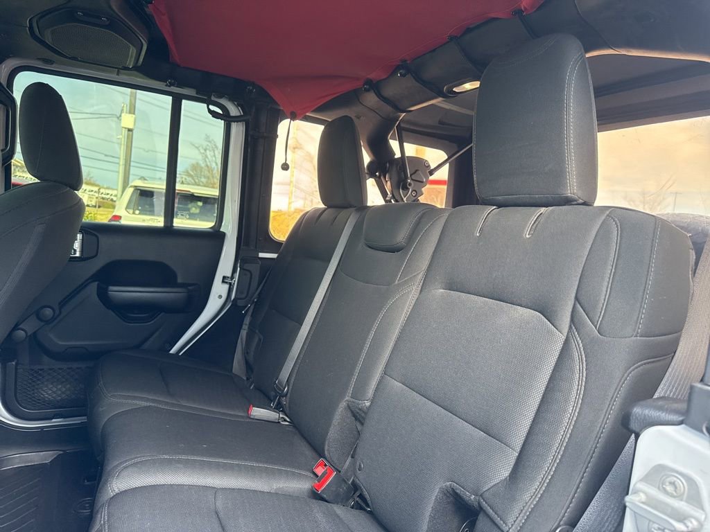 Used 2018 Jeep Wrangler Unlimited Sport image 26