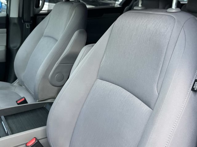 Used 2019 Honda Odyssey EX image 36