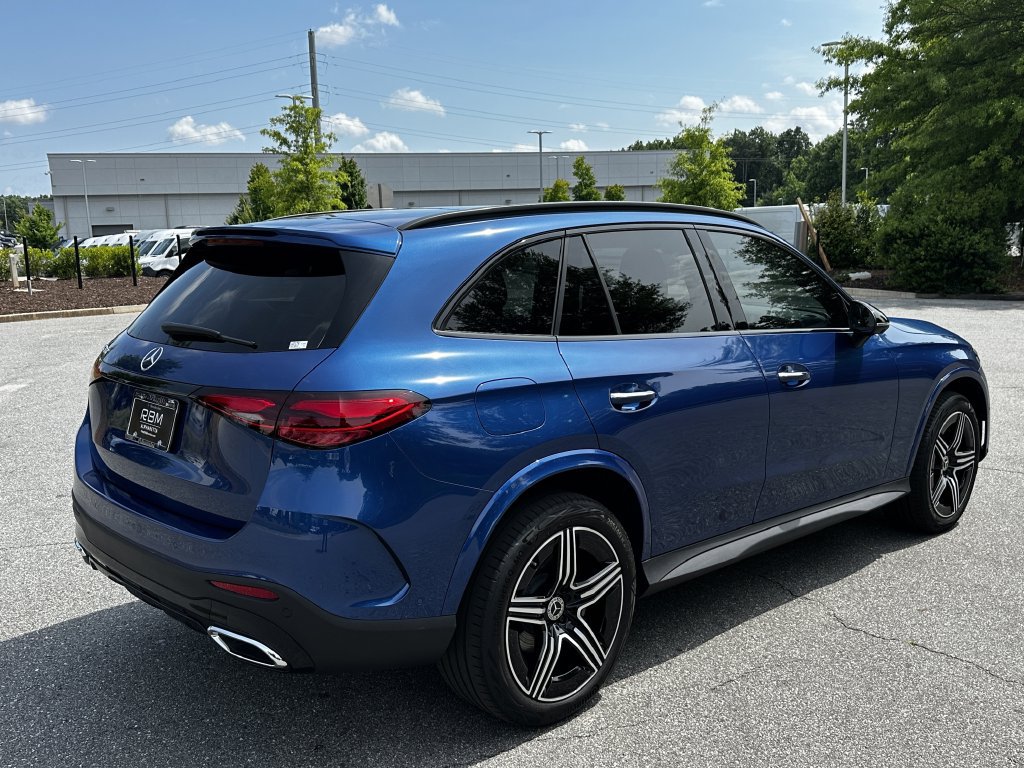 Certified 2025 Mercedes-Benz GLC 300 image 8