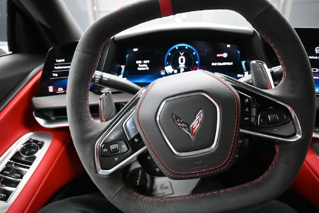 Used 2026 Chevrolet Corvette Stingray Preferred Conv RWD image 8