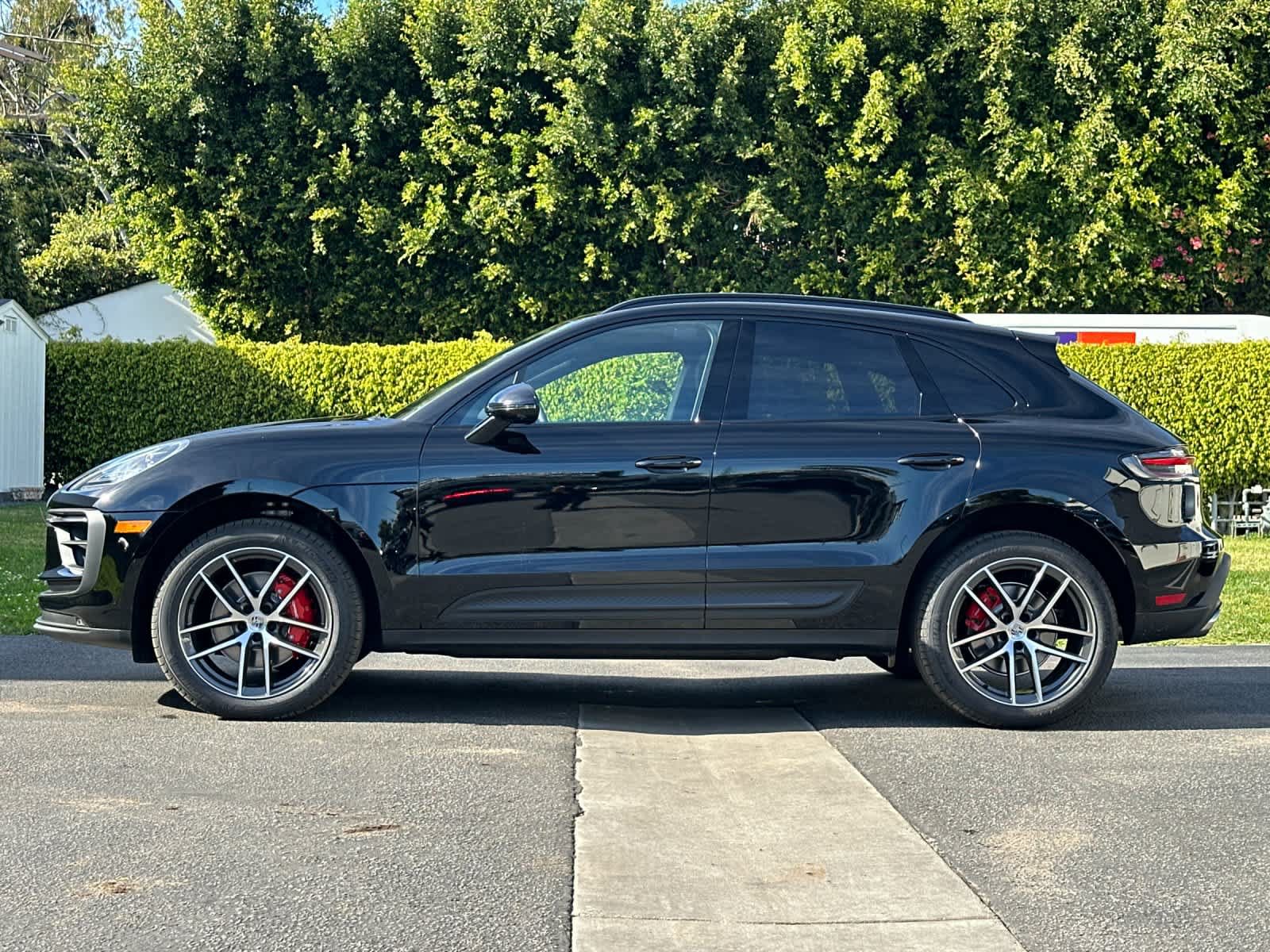 New 2026 Porsche Macan S AWD/4WD image 2