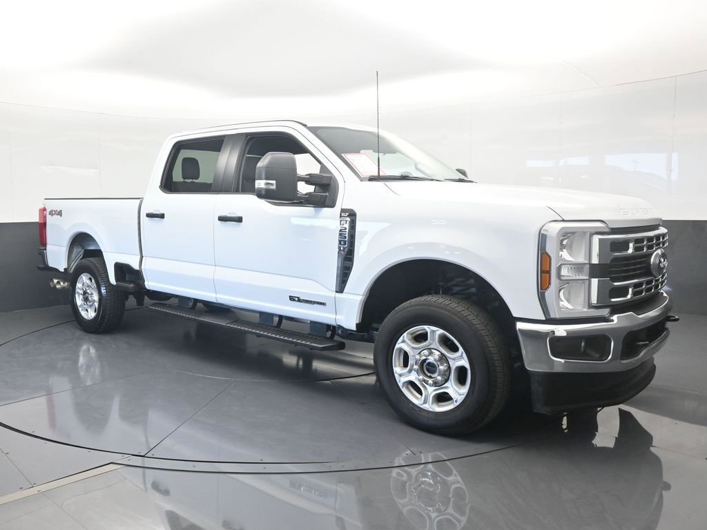 Used 2025 Ford F250 XLT image 8