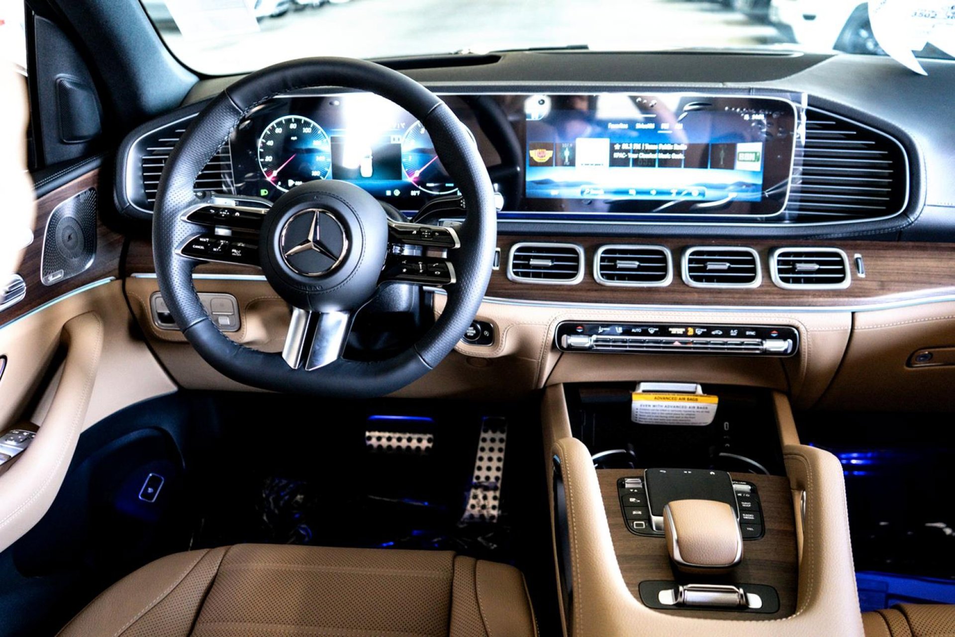 New 2025 Mercedes-Benz GLS 580 4MATIC image 26