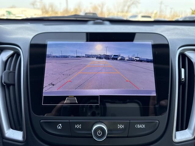 Used 2025 Chevrolet Malibu LS image 17