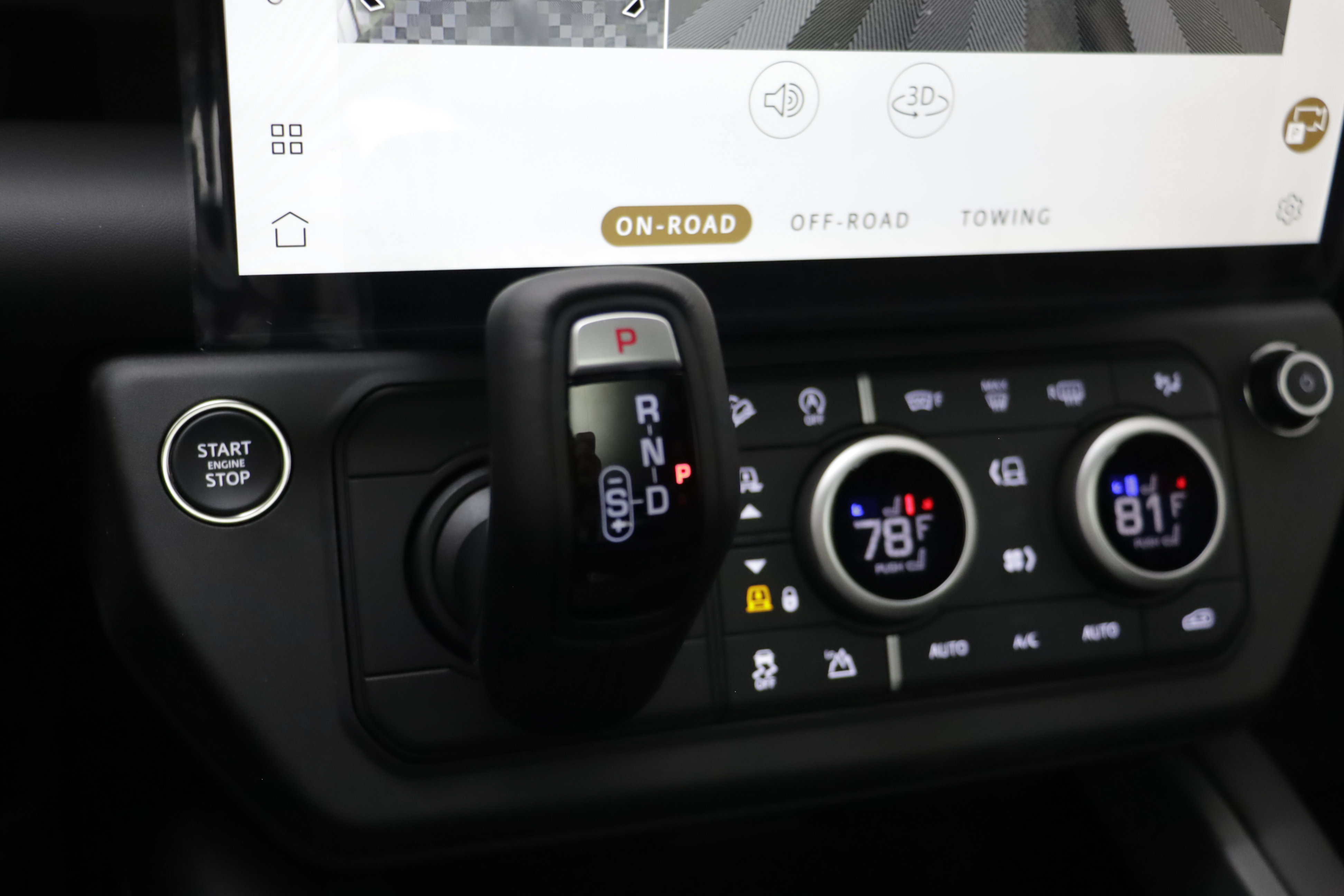 New 2026 Land Rover Defender 110 X-Dynamic SE AWD/4WD image 14