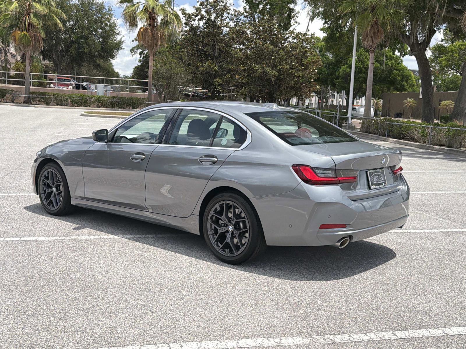 Used 2025 BMW 330i Sedan RWD image 6