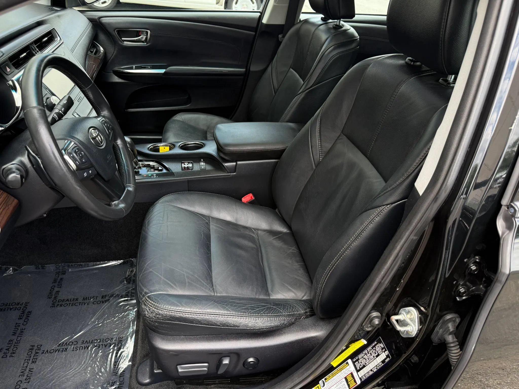 Used 2013 Toyota Avalon XLE Touring FWD image 18