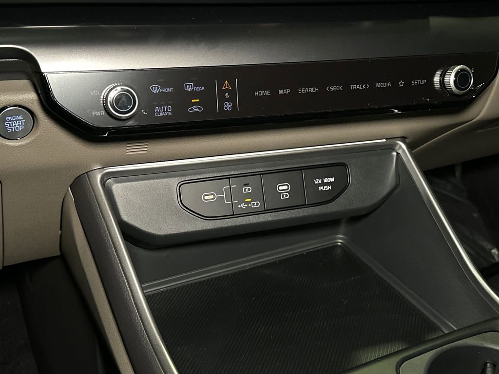 New 2026 Kia Carnival LXS FWD image 23