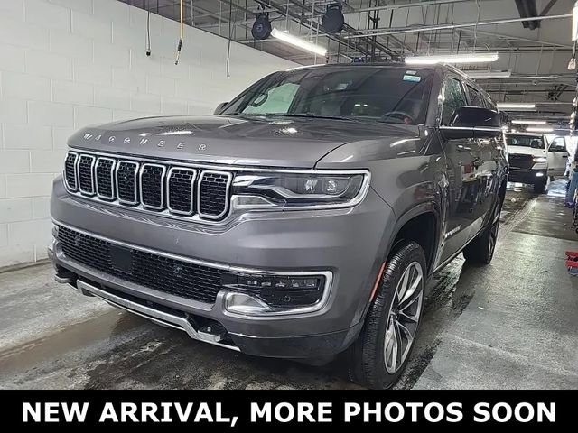 Used 2024 Jeep Wagoneer L Series III w/ Premium Group I AWD/4WD image 1