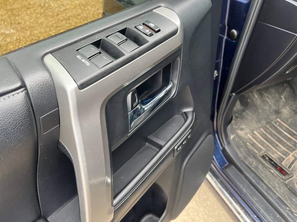 Used 2014 Toyota 4Runner Limited AWD/4WD image 12