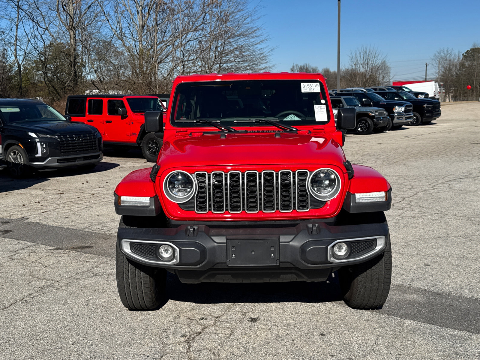 Used 2025 Jeep Wrangler Sahara image 2
