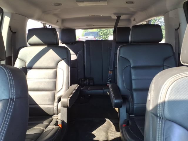 Used 2015 GMC Yukon XL Denali w/ Touring Package AWD/4WD image 29