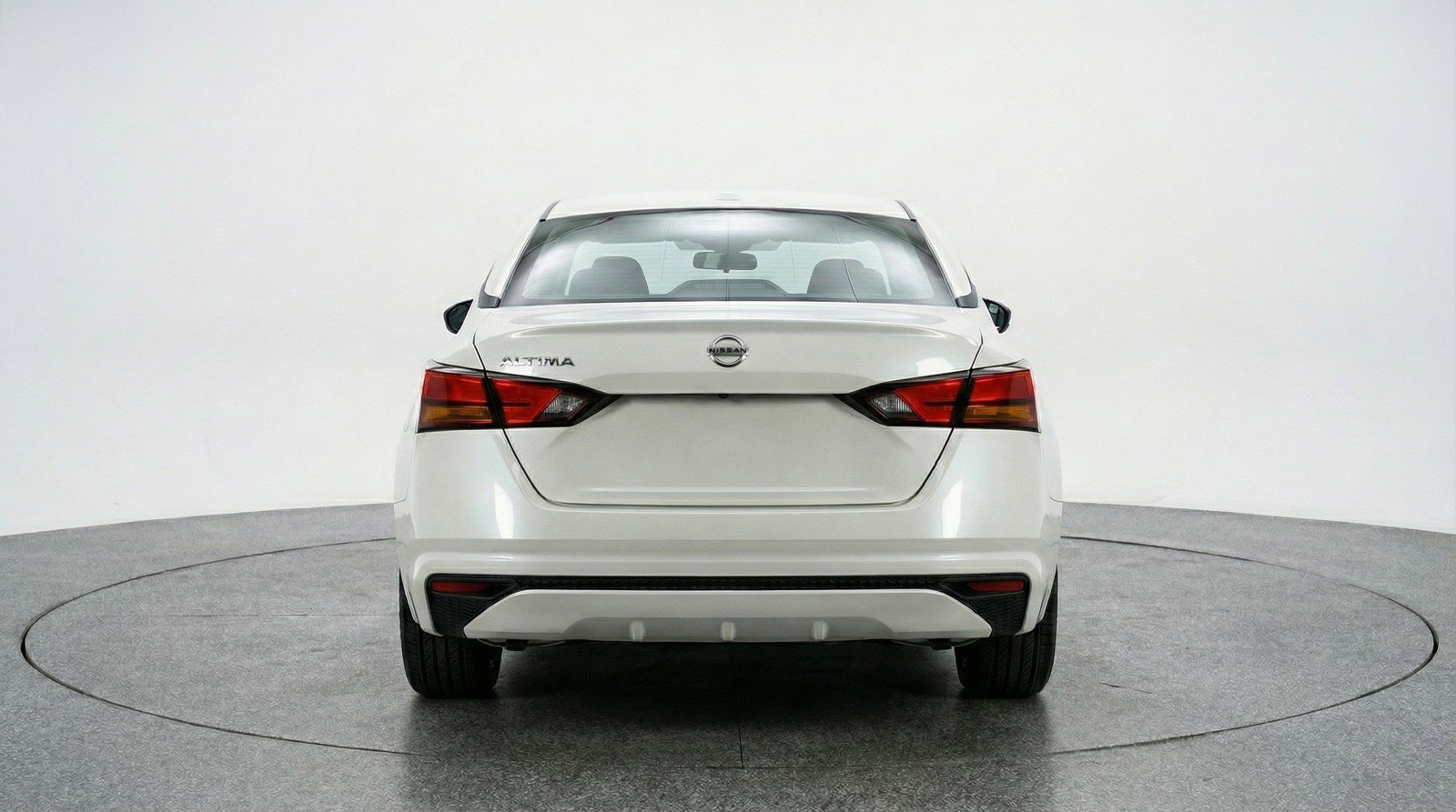 Used 2025 Nissan Altima 2.5 SV FWD image 7
