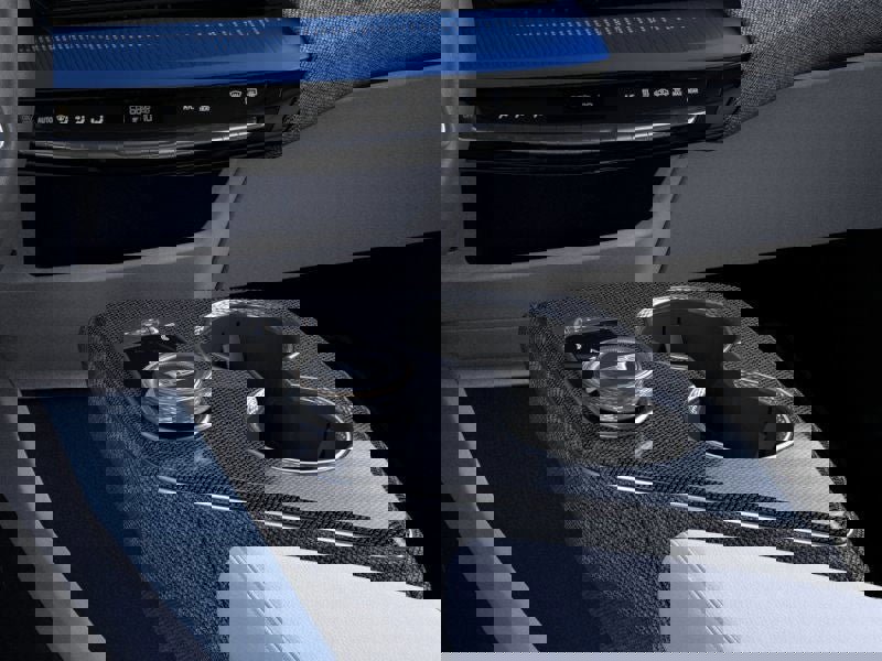 New 2026 Cadillac Optiq Luxury 1 image 23