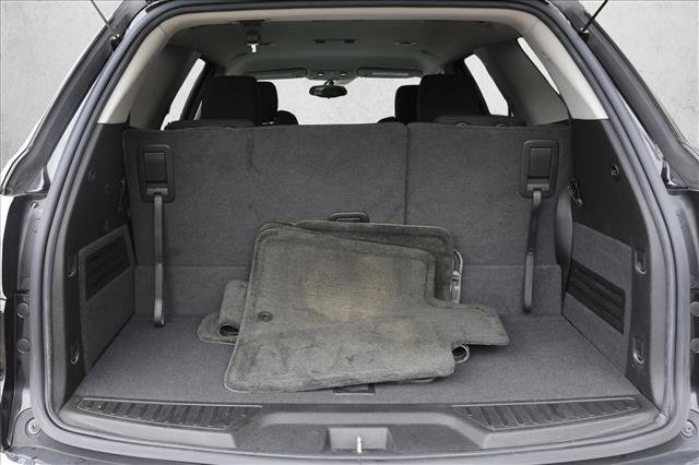 Used 2011 GMC Acadia SL w/ Preferred Package FWD image 23