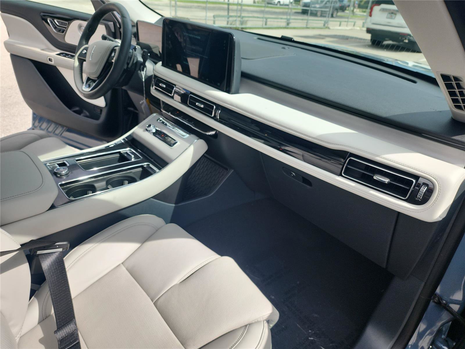 New 2027 Lincoln Aviator Reserve AWD/4WD image 25