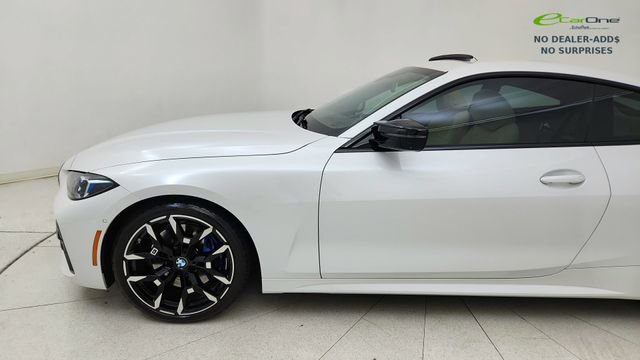Used 2026 BMW M440i Coupe image 9