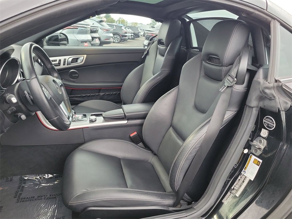 Used 2016 Mercedes-Benz SLK 300 image 18