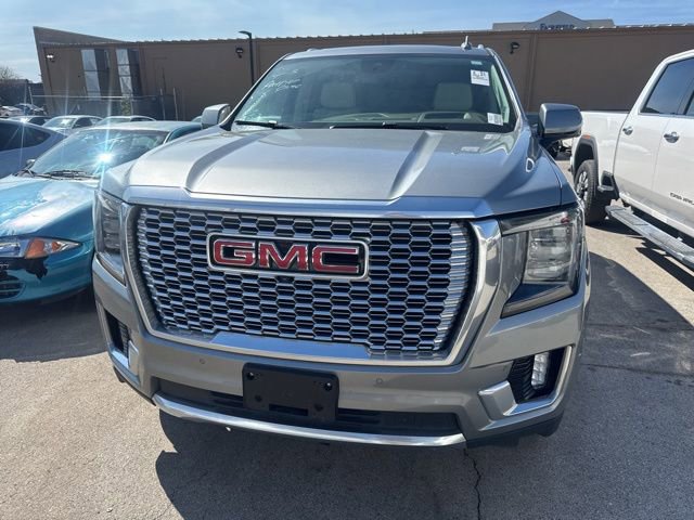 Used 2023 GMC Yukon Denali w/ Max Trailering Package image 2