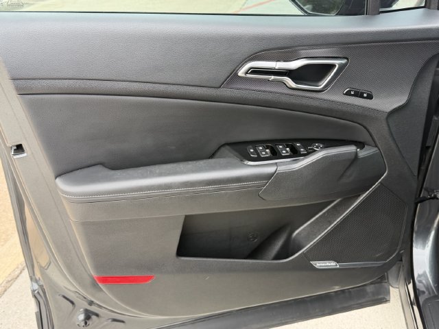 Used 2024 Kia Sportage SX FWD image 10