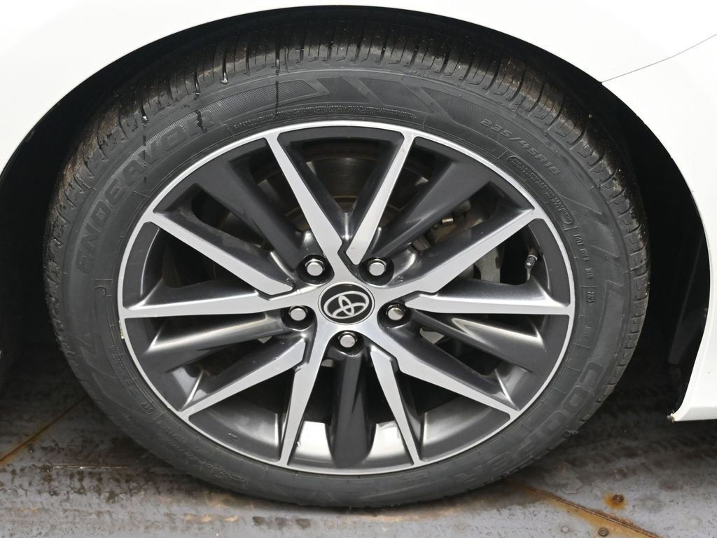 Used 2023 Toyota Camry XLE w/ Cold Weather Package image 10